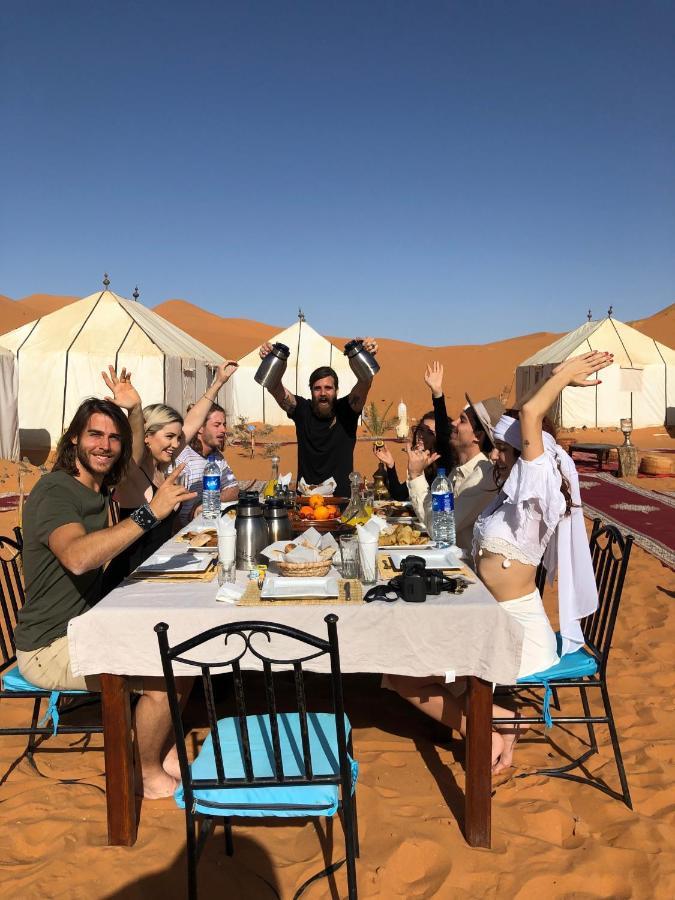Hotel Luxury Maktoub Merzouga Exterior foto