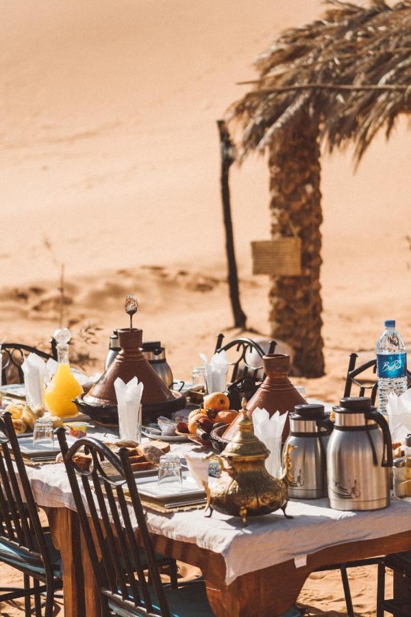Hotel Luxury Maktoub Merzouga Exterior foto