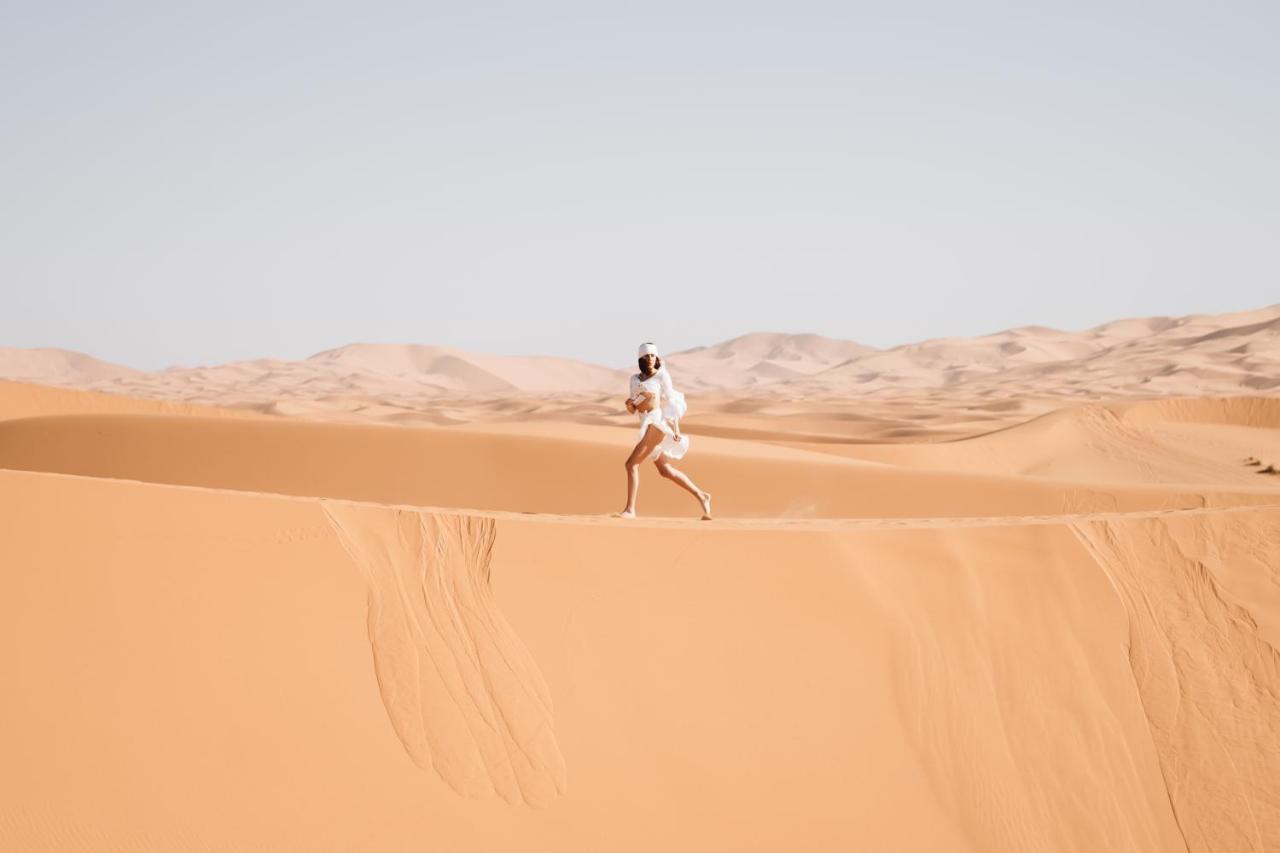 Hotel Luxury Maktoub Merzouga Exterior foto